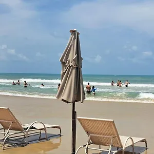 Inteiro A 100 Metros Da Fortaleza (Ceara)
